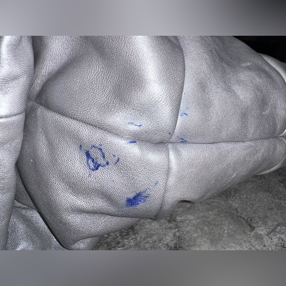 Metallic Lambskin Quilted Small Coco Cocoon Reversible Tote Light Grey & Navy - Picture 10 of 17